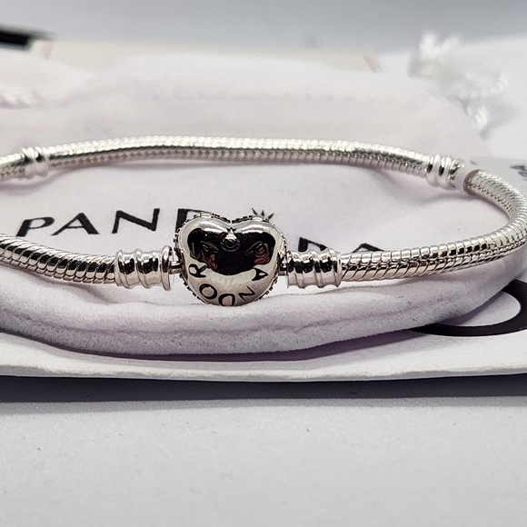 Pandora Moments Sparkling Heart Claps Snake Chain Charm Bracelet Size 7.5 Inches - Picture 5 of 8